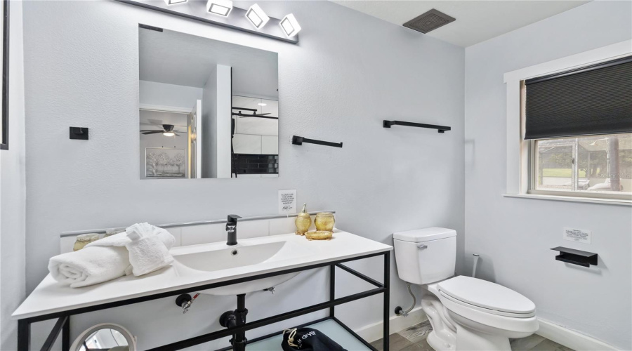 DAVENPORT, Florida 33896, 4 Bedrooms Bedrooms, ,2 BathroomsBathrooms,Residential,For Sale,HUMMINGBIRD,0,MFRO6352030