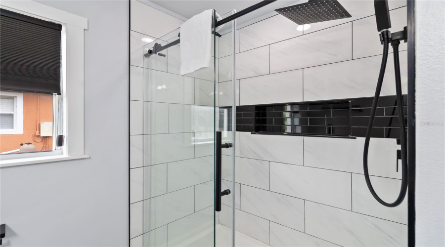 DAVENPORT, Florida 33896, 4 Bedrooms Bedrooms, ,2 BathroomsBathrooms,Residential,For Sale,HUMMINGBIRD,0,MFRO6352030