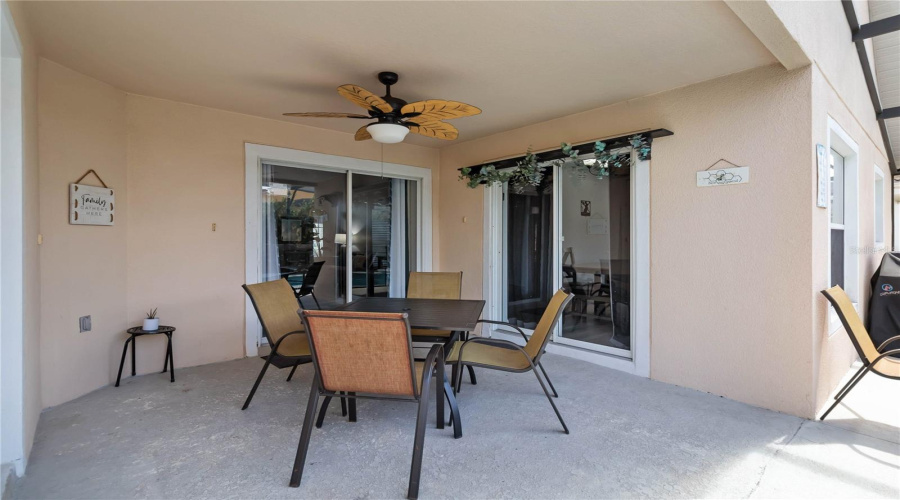 DAVENPORT, Florida 33896, 4 Bedrooms Bedrooms, ,2 BathroomsBathrooms,Residential,For Sale,HUMMINGBIRD,0,MFRO6352030