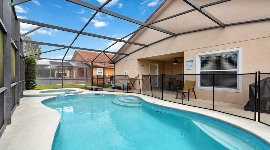 DAVENPORT, Florida 33896, 4 Bedrooms Bedrooms, ,2 BathroomsBathrooms,Residential,For Sale,HUMMINGBIRD,0,MFRO6352030