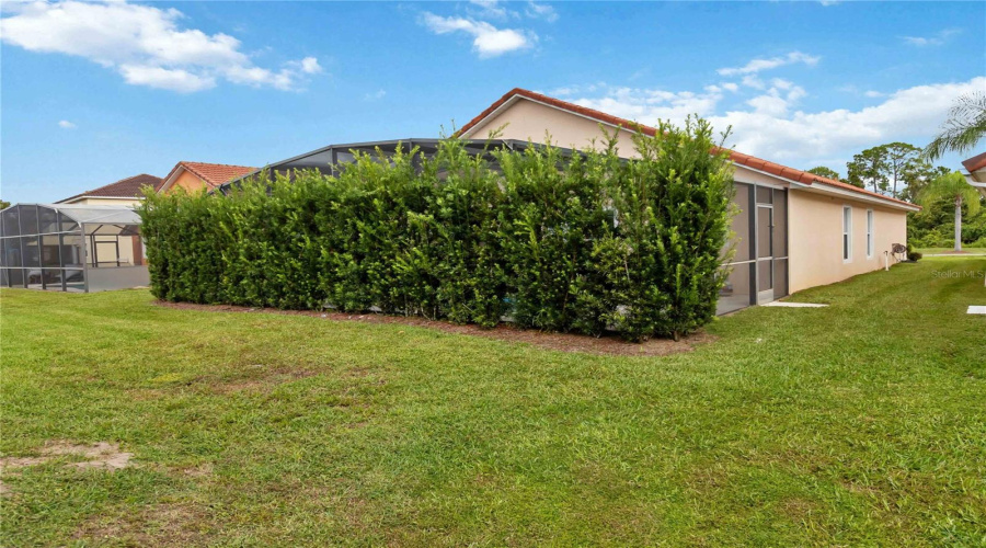 DAVENPORT, Florida 33896, 4 Bedrooms Bedrooms, ,2 BathroomsBathrooms,Residential,For Sale,HUMMINGBIRD,0,MFRO6352030