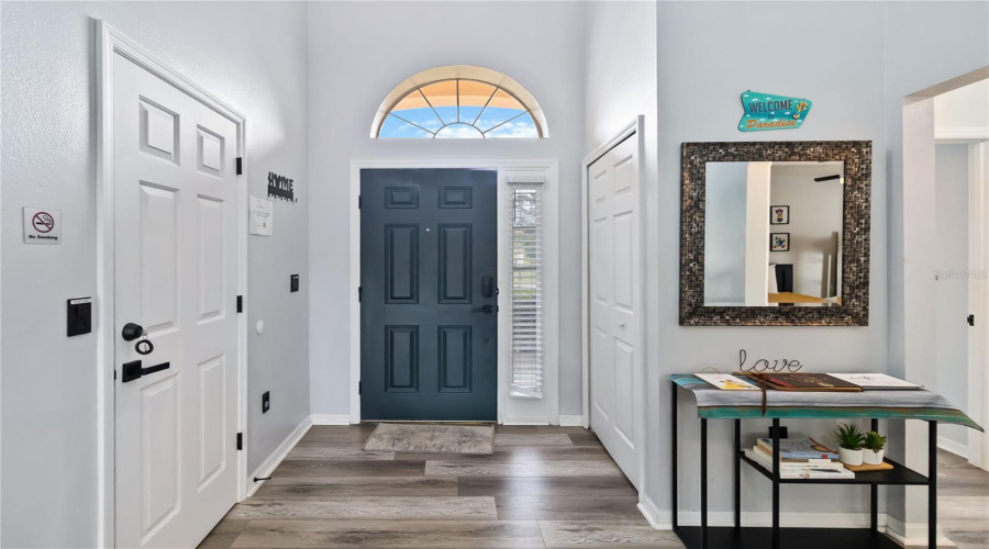 DAVENPORT, Florida 33896, 4 Bedrooms Bedrooms, ,2 BathroomsBathrooms,Residential,For Sale,HUMMINGBIRD,0,MFRO6352030