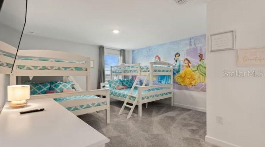 DAVENPORT, Florida 33896, 7 Bedrooms Bedrooms, ,5 BathroomsBathrooms,Residential,For Sale,SOMMERSET HILLS,0,MFRS5140536