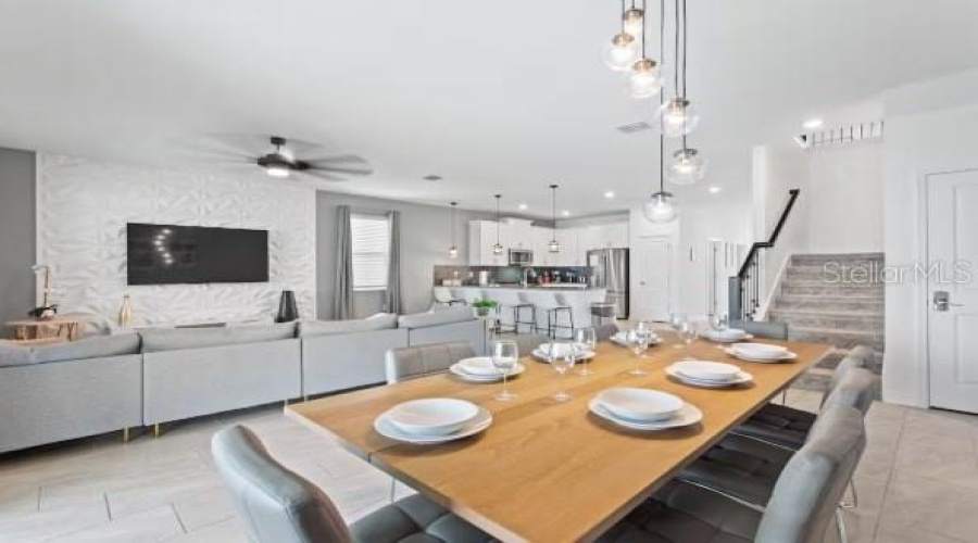 DAVENPORT, Florida 33896, 7 Bedrooms Bedrooms, ,5 BathroomsBathrooms,Residential,For Sale,SOMMERSET HILLS,0,MFRS5140536