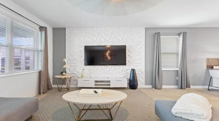 DAVENPORT, Florida 33896, 7 Bedrooms Bedrooms, ,5 BathroomsBathrooms,Residential,For Sale,SOMMERSET HILLS,0,MFRS5140536