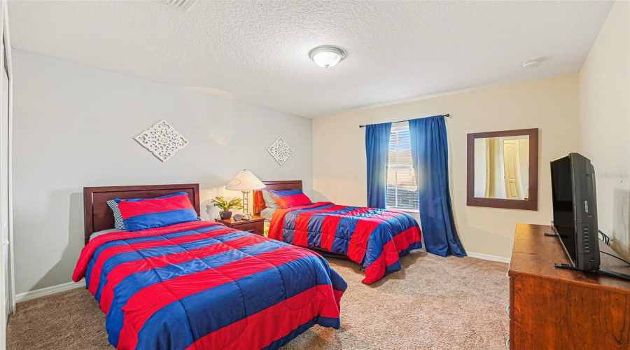 KISSIMMEE, Florida 34747, 4 Bedrooms Bedrooms, ,3 BathroomsBathrooms,Residential,For Sale,BEACH PALM,0,MFRO6369576