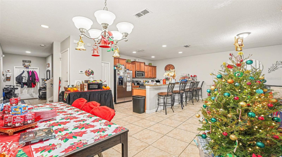 KISSIMMEE, Florida 34747, 4 Bedrooms Bedrooms, ,3 BathroomsBathrooms,Residential,For Sale,BEACH PALM,0,MFRO6369576