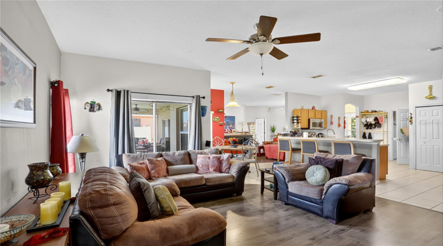 KISSIMMEE, Florida 34746, 3 Bedrooms Bedrooms, ,2 BathroomsBathrooms,Residential,For Sale,WEATHERFIELD,0,MFRV4945572