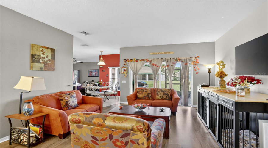 KISSIMMEE, Florida 34746, 3 Bedrooms Bedrooms, ,2 BathroomsBathrooms,Residential,For Sale,WEATHERFIELD,0,MFRV4945572