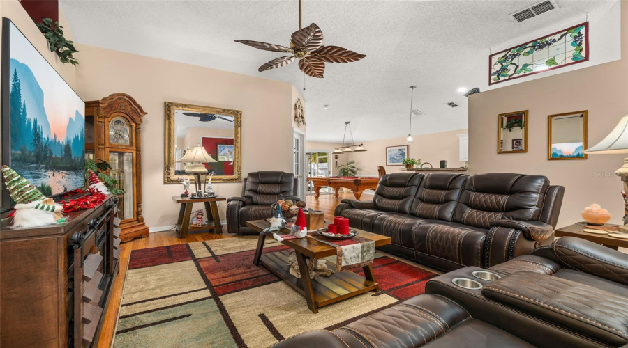 DAVENPORT, Florida 33897, 3 Bedrooms Bedrooms, ,2 BathroomsBathrooms,Residential,For Sale,CARDIFF,0,MFRS5140116