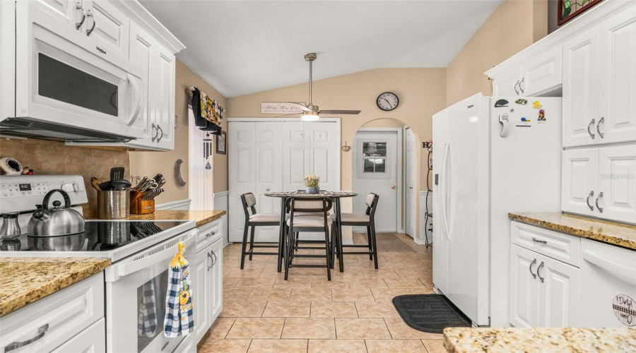 DAVENPORT, Florida 33897, 3 Bedrooms Bedrooms, ,2 BathroomsBathrooms,Residential,For Sale,CARDIFF,0,MFRS5140116