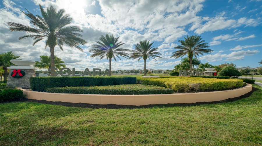 KISSIMMEE, Florida 34747, 6 Bedrooms Bedrooms, ,4 BathroomsBathrooms,Residential,For Sale,TROPICAL PALMS,0,MFRO6368599