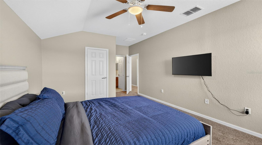 DAVENPORT, Florida 33837, 5 Bedrooms Bedrooms, ,3 BathroomsBathrooms,Residential,For Sale,ANDALUSIA,0,MFRS5136970