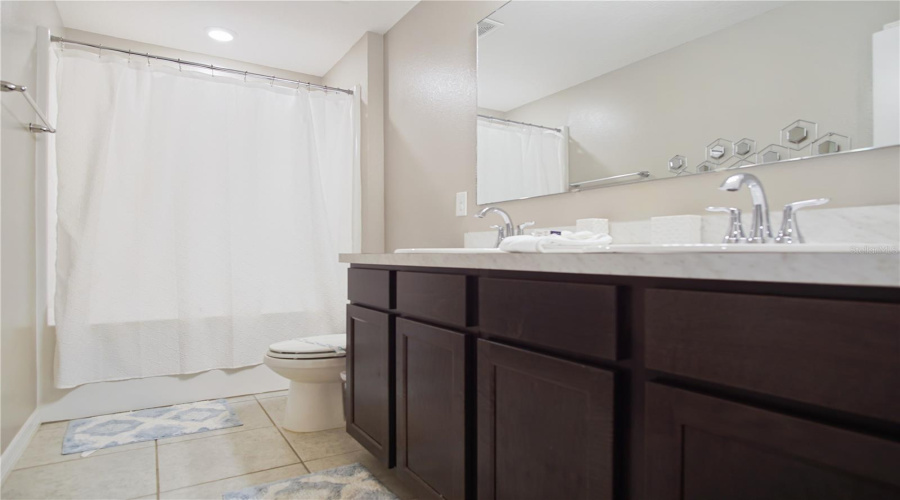 KISSIMMEE, Florida 34746, 3 Bedrooms Bedrooms, ,2 BathroomsBathrooms,Residential,For Sale,CORAL CASTLE,0,MFRS5140709