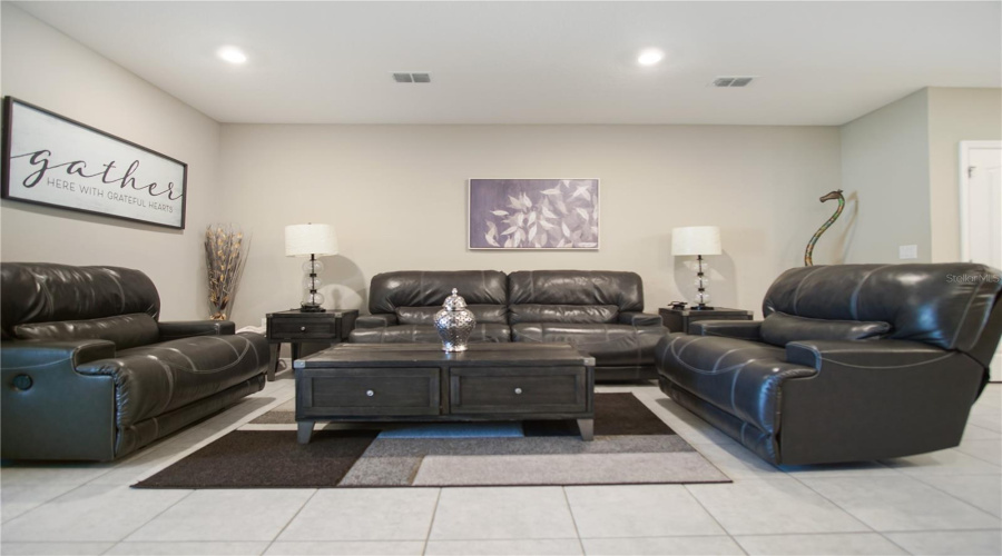 KISSIMMEE, Florida 34746, 3 Bedrooms Bedrooms, ,2 BathroomsBathrooms,Residential,For Sale,CORAL CASTLE,0,MFRS5140709