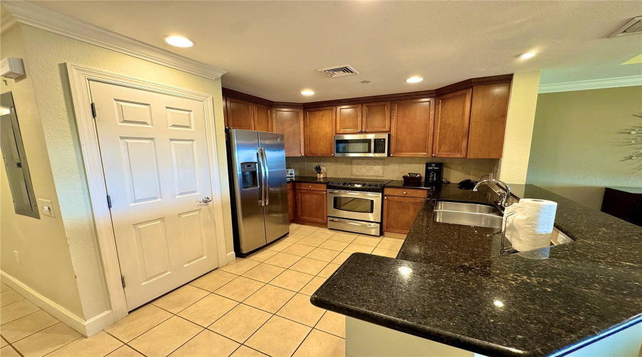 REUNION, Florida 34747, 3 Bedrooms Bedrooms, ,3 BathroomsBathrooms,Residential,For Sale,CENTRE COURT RIDGE,0,MFRS5120023