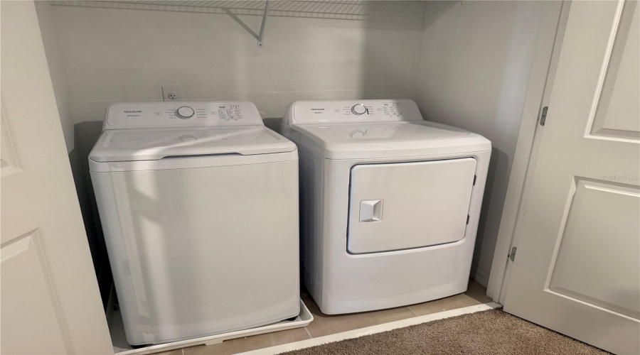 2nd floor brand new washer and dryer