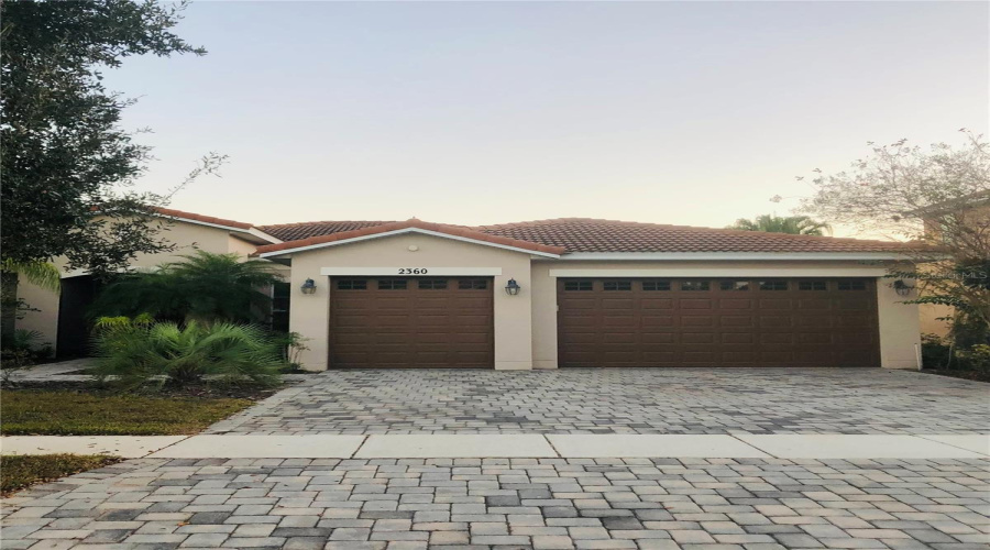 KISSIMMEE, Florida 34746, 4 Bedrooms Bedrooms, ,3 BathroomsBathrooms,Residential,For Sale,EAGLE TALON,0,MFRO6369734