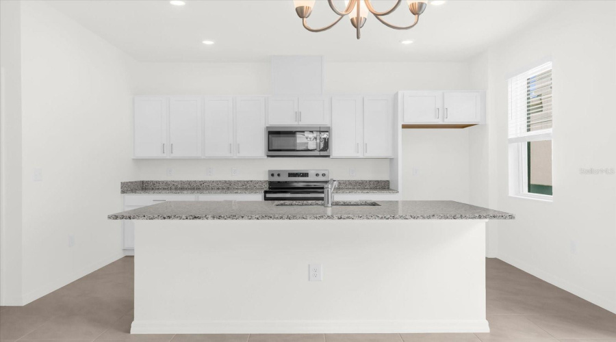 DAVENPORT, Florida 33896, 3 Bedrooms Bedrooms, ,2 BathroomsBathrooms,Residential,For Sale,WESTSIDE HILLS,0,MFRO6369464