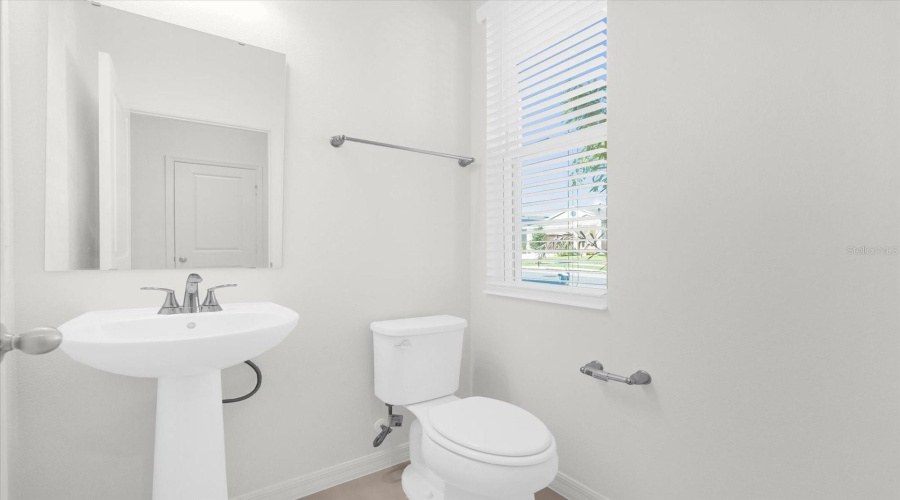 DAVENPORT, Florida 33896, 3 Bedrooms Bedrooms, ,2 BathroomsBathrooms,Residential,For Sale,NORLEY,0,MFRO6369139