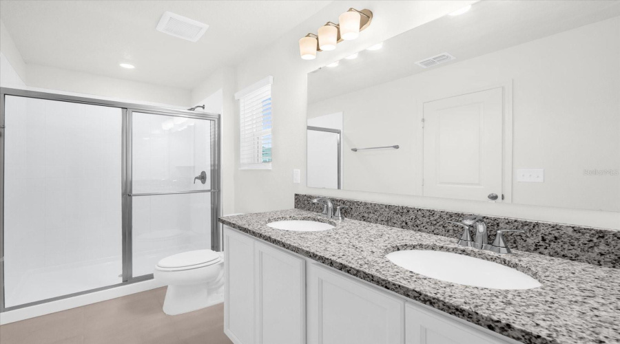 DAVENPORT, Florida 33896, 3 Bedrooms Bedrooms, ,2 BathroomsBathrooms,Residential,For Sale,NORLEY,0,MFRO6369139