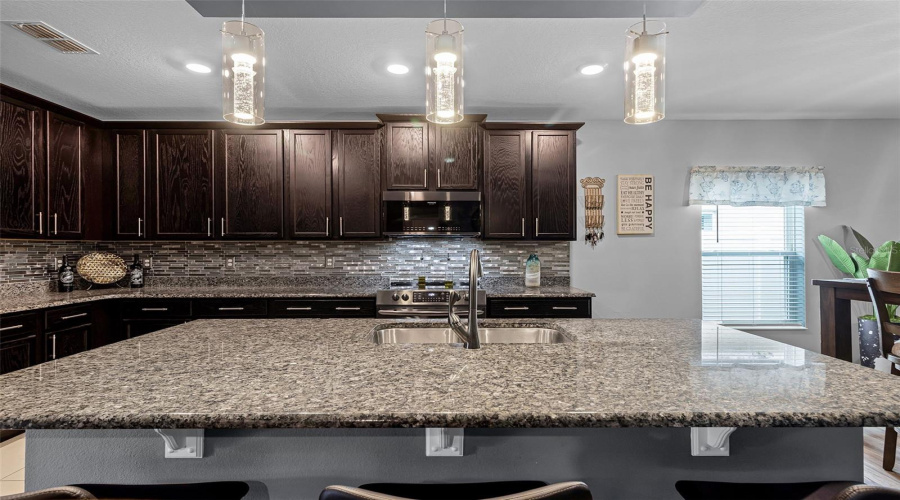 KISSIMMEE, Florida 34746, 4 Bedrooms Bedrooms, ,2 BathroomsBathrooms,Residential,For Sale,DAVENPORT CREEK,0,MFRO6327328