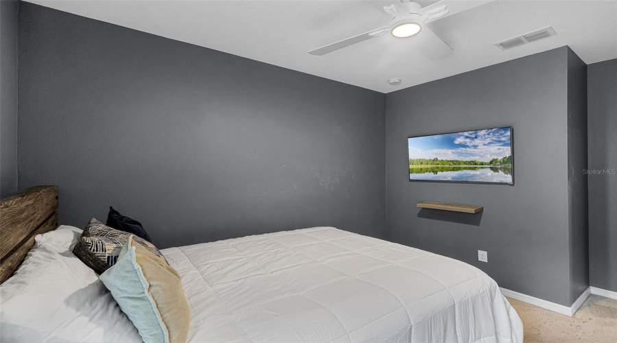 KISSIMMEE, Florida 34746, 4 Bedrooms Bedrooms, ,2 BathroomsBathrooms,Residential,For Sale,DAVENPORT CREEK,0,MFRO6327328