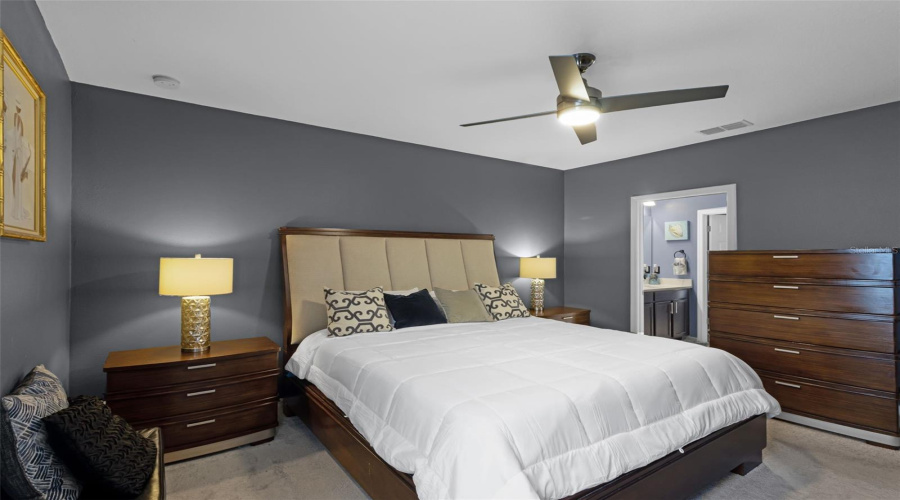 KISSIMMEE, Florida 34746, 4 Bedrooms Bedrooms, ,2 BathroomsBathrooms,Residential,For Sale,DAVENPORT CREEK,0,MFRO6327328