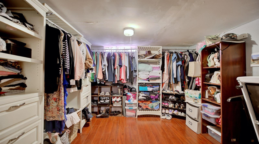 KISSIMMEE, Florida 34747, 4 Bedrooms Bedrooms, ,2 BathroomsBathrooms,Residential,For Sale,THACKER,0,MFRO6301945