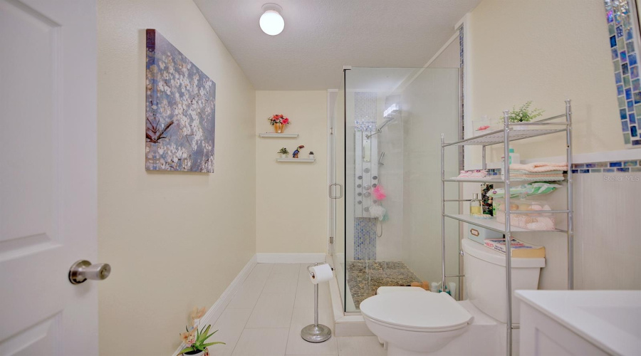 KISSIMMEE, Florida 34747, 4 Bedrooms Bedrooms, ,2 BathroomsBathrooms,Residential,For Sale,THACKER,0,MFRO6301945