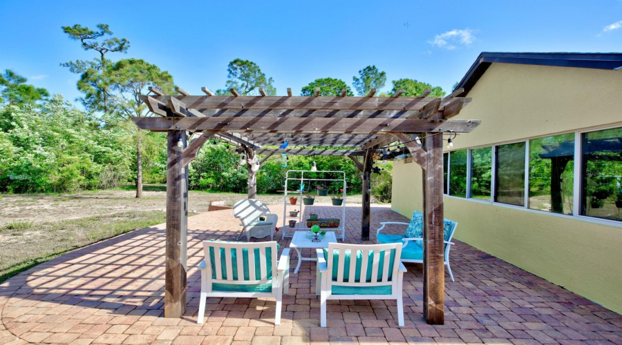 KISSIMMEE, Florida 34747, 4 Bedrooms Bedrooms, ,2 BathroomsBathrooms,Residential,For Sale,THACKER,0,MFRO6301945