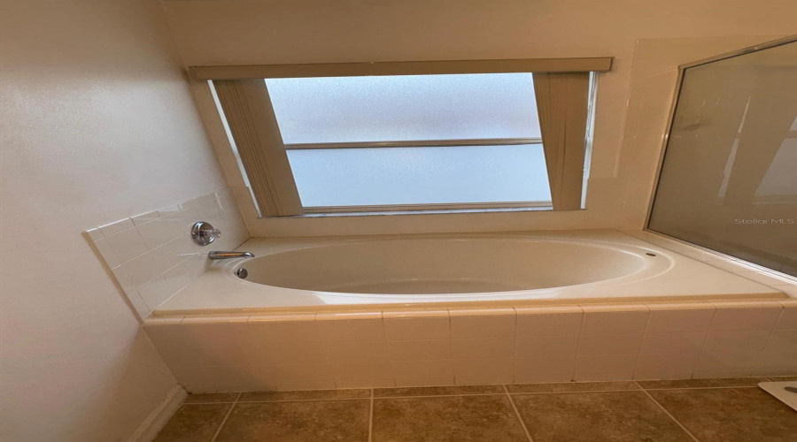 DAVENPORT, Florida 33897, 4 Bedrooms Bedrooms, ,2 BathroomsBathrooms,Residential,For Sale,GRANTHAM,0,MFRO6363846