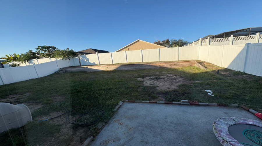 DAVENPORT, Florida 33897, 4 Bedrooms Bedrooms, ,2 BathroomsBathrooms,Residential,For Sale,GRANTHAM,0,MFRO6363846