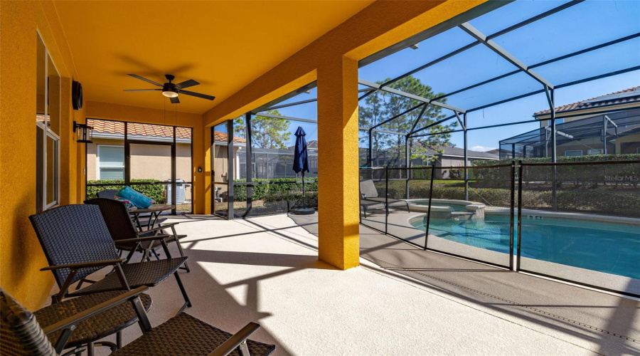 DAVENPORT, Florida 33837, 5 Bedrooms Bedrooms, ,5 BathroomsBathrooms,Residential,For Sale,OAKTREE,0,MFRS5140545