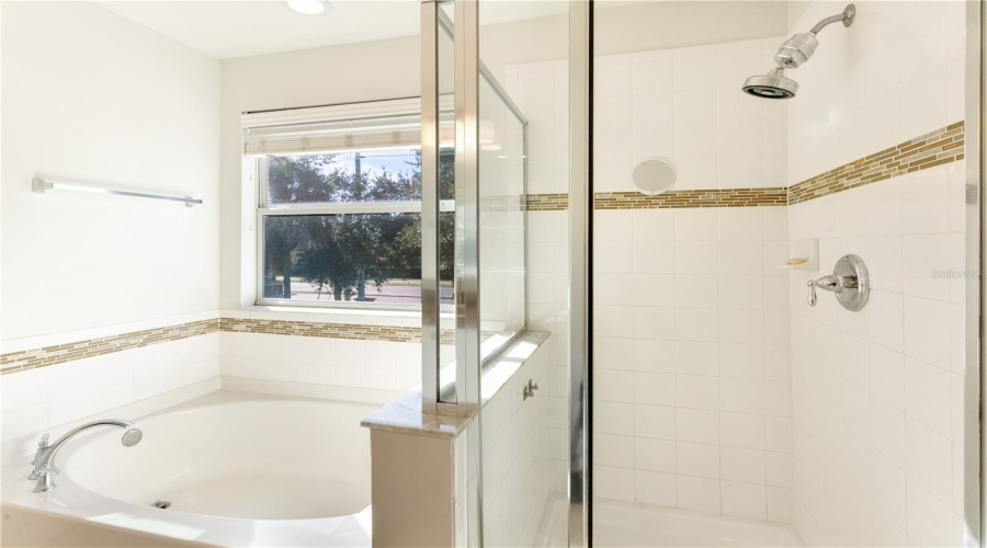 ORLANDO, Florida 32836, 3 Bedrooms Bedrooms, ,3 BathroomsBathrooms,Residential,For Sale,VERRAZANO DR,0,MFRO6369809