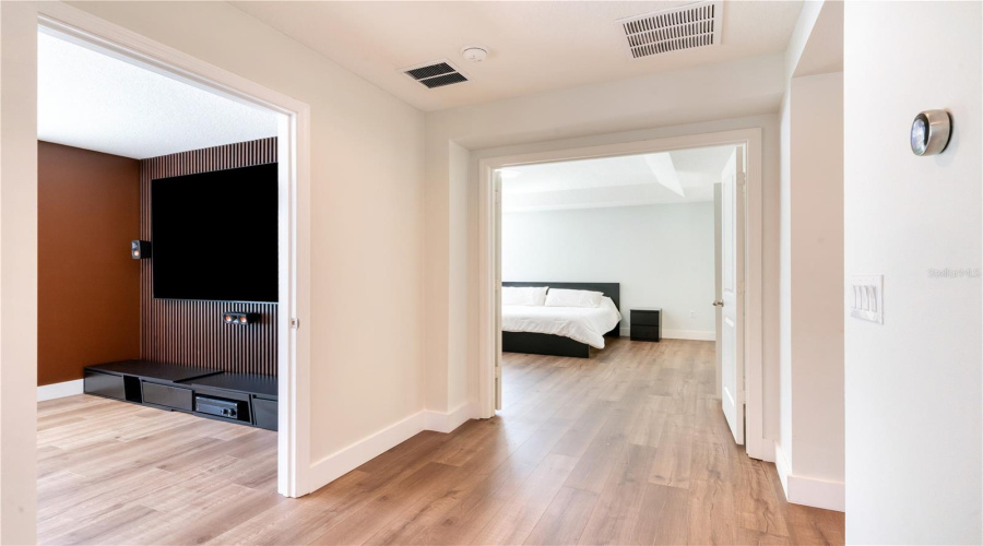 ORLANDO, Florida 32836, 3 Bedrooms Bedrooms, ,3 BathroomsBathrooms,Residential,For Sale,VERRAZANO DR,0,MFRO6369809