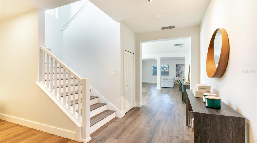 ORLANDO, Florida 32836, 3 Bedrooms Bedrooms, ,3 BathroomsBathrooms,Residential,For Sale,VERRAZANO DR,0,MFRO6369809