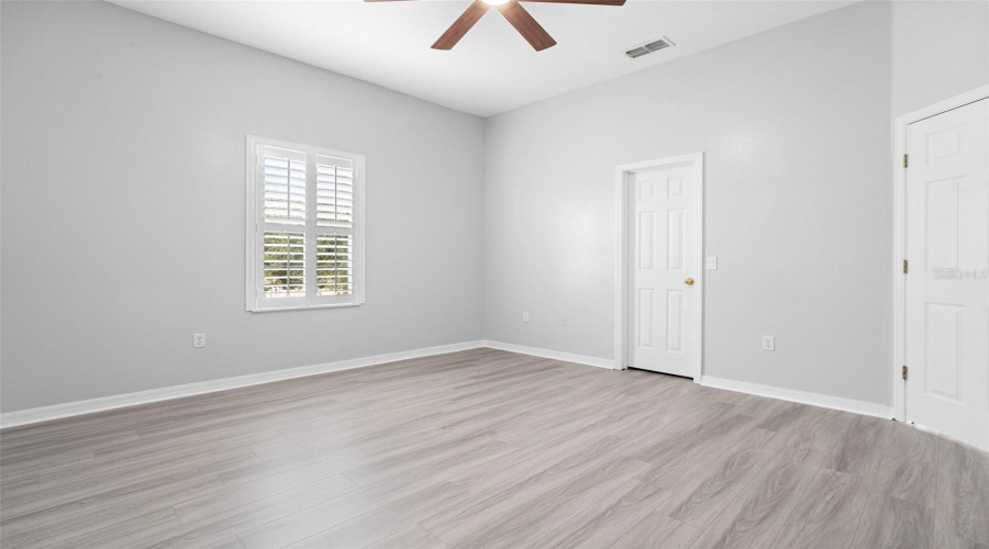 KISSIMMEE, Florida 34746, 4 Bedrooms Bedrooms, ,3 BathroomsBathrooms,Residential,For Sale,BREAKER,0,MFRO6369949