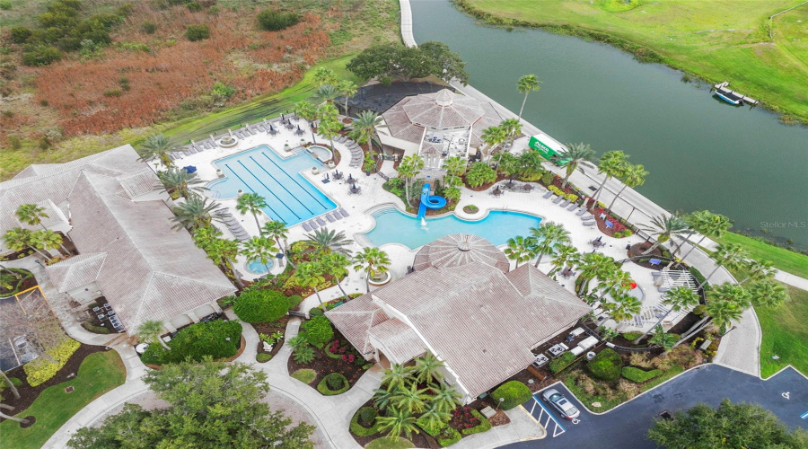 KISSIMMEE, Florida 34746, 4 Bedrooms Bedrooms, ,3 BathroomsBathrooms,Residential,For Sale,BREAKER,0,MFRO6369949