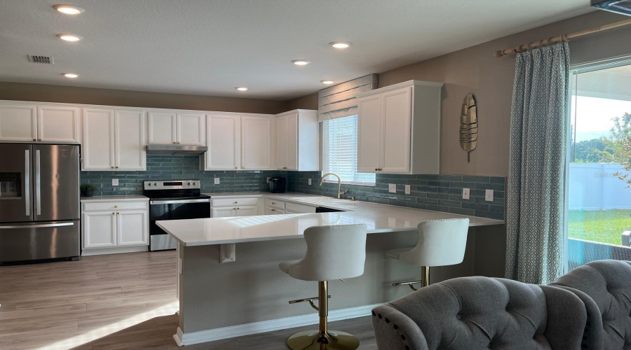 DAVENPORT, Florida 33897, 4 Bedrooms Bedrooms, ,2 BathroomsBathrooms,Residential,For Sale,PAPAYA,0,MFRO6369951