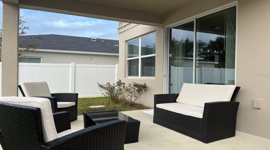 DAVENPORT, Florida 33897, 4 Bedrooms Bedrooms, ,2 BathroomsBathrooms,Residential,For Sale,PAPAYA,0,MFRO6369951