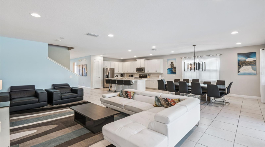 KISSIMMEE, Florida 34747, 8 Bedrooms Bedrooms, ,6 BathroomsBathrooms,Residential,For Sale,FAIRFAX,0,MFRO6369507