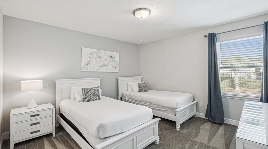 KISSIMMEE, Florida 34747, 8 Bedrooms Bedrooms, ,6 BathroomsBathrooms,Residential,For Sale,FAIRFAX,0,MFRO6369507