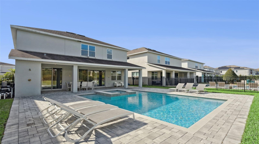 KISSIMMEE, Florida 34747, 8 Bedrooms Bedrooms, ,6 BathroomsBathrooms,Residential,For Sale,FAIRFAX,0,MFRO6369507