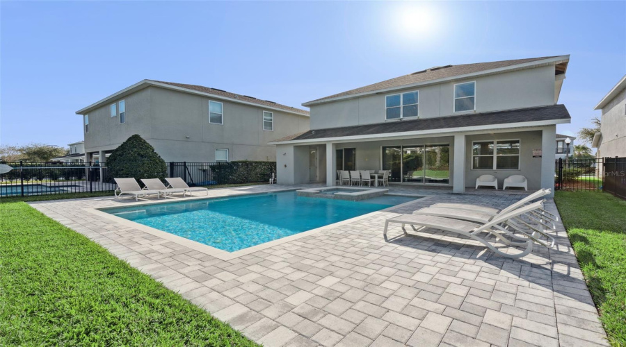 KISSIMMEE, Florida 34747, 8 Bedrooms Bedrooms, ,6 BathroomsBathrooms,Residential,For Sale,FAIRFAX,0,MFRO6369507