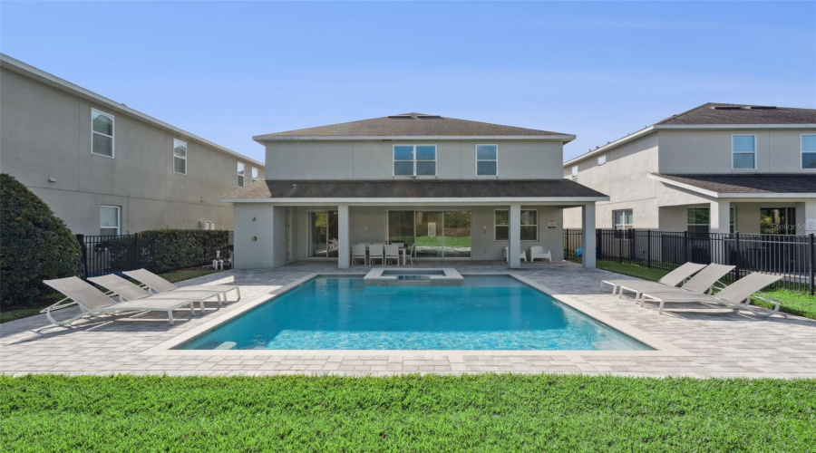 KISSIMMEE, Florida 34747, 8 Bedrooms Bedrooms, ,6 BathroomsBathrooms,Residential,For Sale,FAIRFAX,0,MFRO6369507