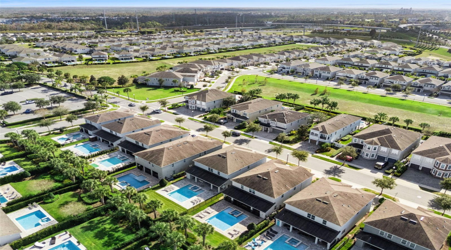 KISSIMMEE, Florida 34747, 8 Bedrooms Bedrooms, ,6 BathroomsBathrooms,Residential,For Sale,FAIRFAX,0,MFRO6369507