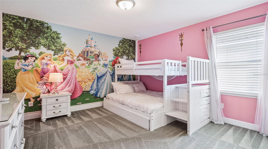 KISSIMMEE, Florida 34747, 8 Bedrooms Bedrooms, ,6 BathroomsBathrooms,Residential,For Sale,FAIRFAX,0,MFRO6369507