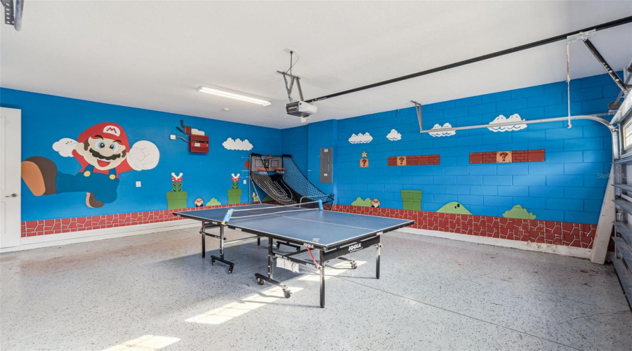 KISSIMMEE, Florida 34747, 8 Bedrooms Bedrooms, ,6 BathroomsBathrooms,Residential,For Sale,FAIRFAX,0,MFRO6369507