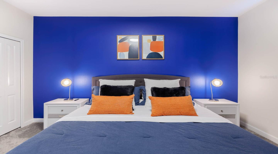 KISSIMMEE, Florida 34746, 6 Bedrooms Bedrooms, ,6 BathroomsBathrooms,Residential,For Sale,BOOKMARK,0,MFRO6322300